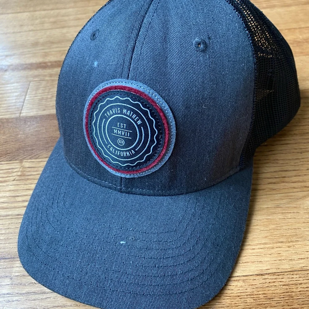Travis Mathew Gray Trucker Hat California Black Mesh SnapBack Adjustable Golf